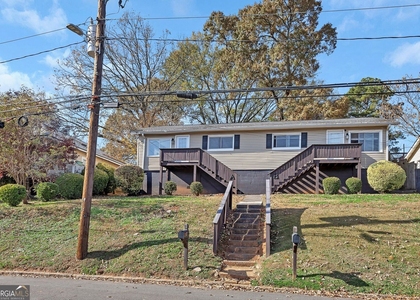 1040 Herndon Street Nw - Photo 1