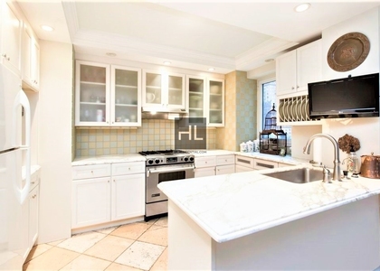 Central Park South - Photo 1