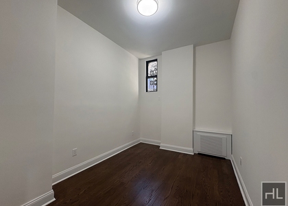 West 68 Street - Photo 1