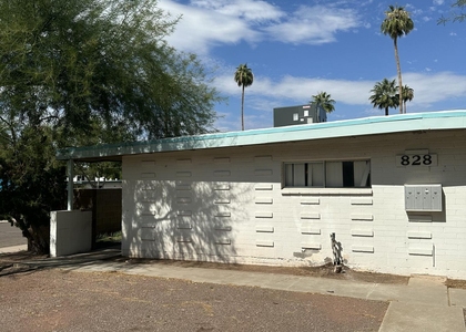 828 W 2nd Street - Photo 1