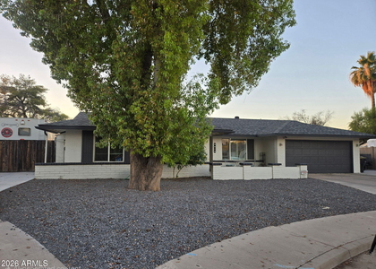 2612 W Osage Circle - Photo 1