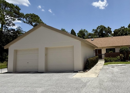 2054 Sw Silver Pine Way - Photo 1