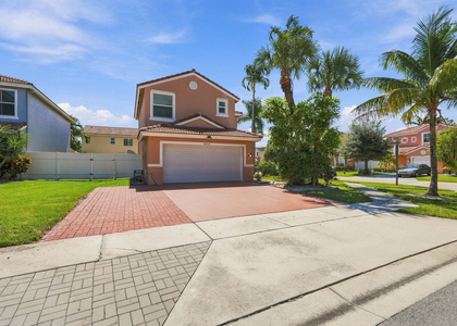 8064 Pelican Harbour Drive - Photo 1