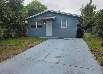 2131 Nw 26th Avenue - Photo 1