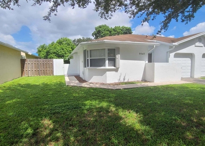 9947 Sw 59th Court - Photo 1