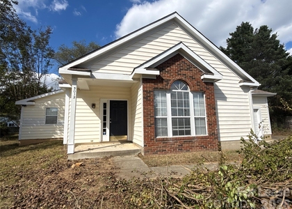 5012 Windcrest Way - Photo 1
