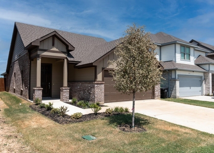 572 Ruthye Lane - Photo 1