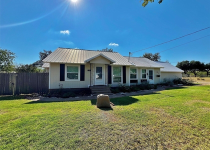 713 Spring Street - Photo 1