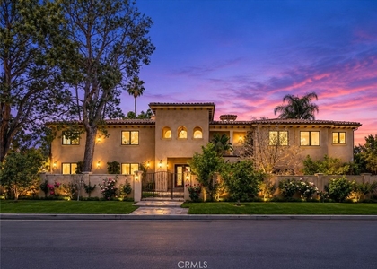 5427 Genesta - Photo 1