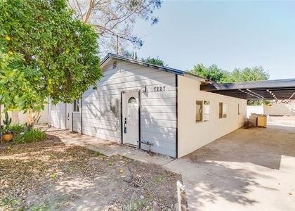 7227 Forbes Avenue - Photo 1