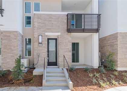 2653 Everly Dr - Photo 1