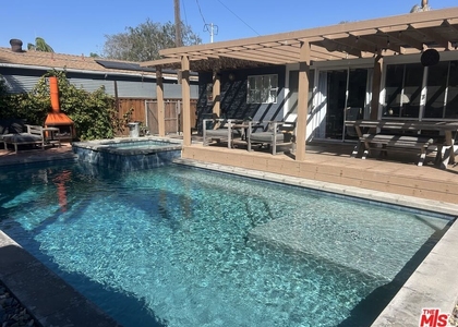 4835 Berryman Avenue - Photo 1