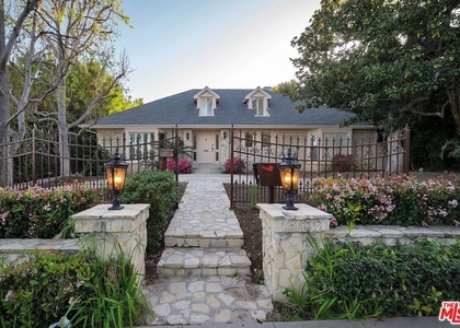 713 Foothill Road - Photo 1