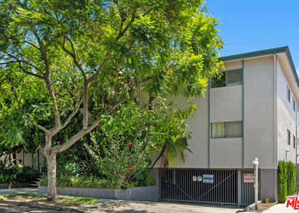 1152 N Poinsettia Place - Photo 1