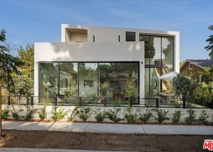 3404 Caroline Avenue - Photo 1