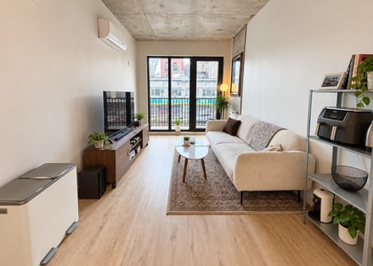 815 Flatbush Avenue - Photo 1