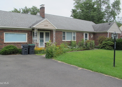 2204 Dean Street - Photo 1