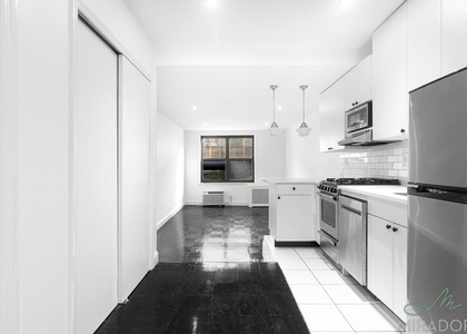 255 W 14th Street - Photo 1