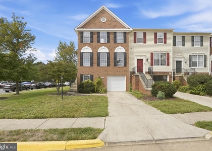 2560 James Maury Drive - Photo 1