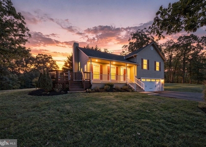 7678 Greenwood Way - Photo 1