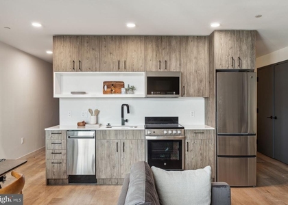 1122 Frankford Avenue - Photo 1