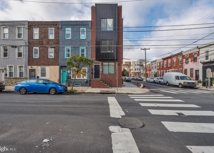 2000 E Huntingdon Street - Photo 1