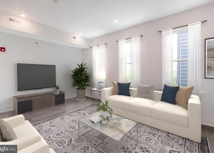 813 N Broad Street - Photo 1