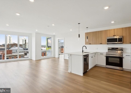 828 N 2nd Street - Photo 1