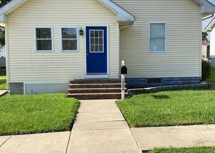 1323b Washington Avenue - Photo 1