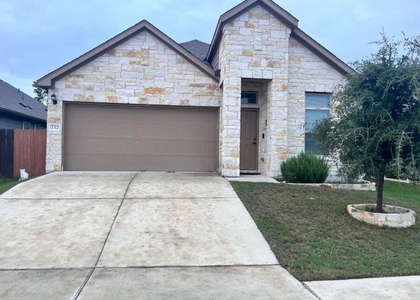 712 Falkland Trce - Photo 1