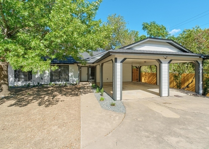 7600 Woodstone Cv - Photo 1