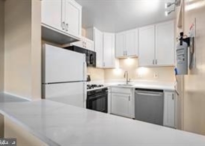 4515 Willard Avenue - Photo 1
