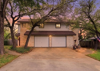105 Norwood Dr - Photo 1