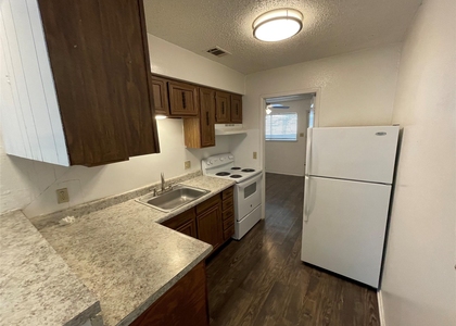 2801 Hemphill Park - Photo 1