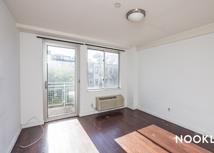 286 Stanhope St - Photo 1