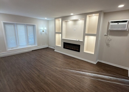 516 S La Grange Road - Photo 1