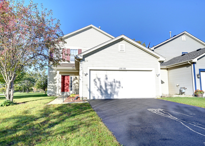 1858 S Fallbrook Drive - Photo 1