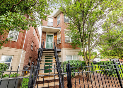 671 W Division Street - Photo 1