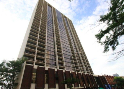 1636 N Wells Street - Photo 1