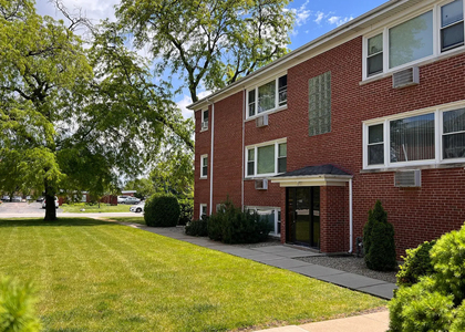 1860 Parkside Drive - Photo 1