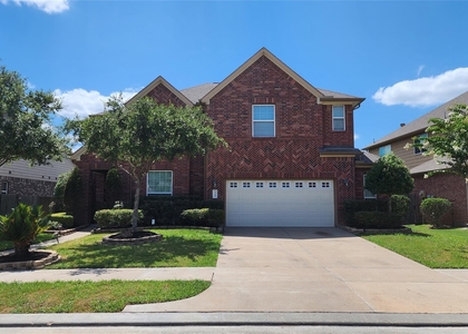 2318 Nashmor Drive - Photo 1