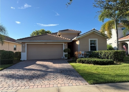 1484 Birdie Drive - Photo 1