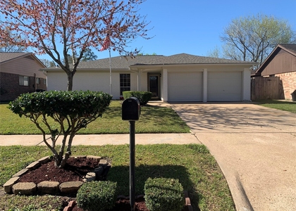 13826 Maisemore Road - Photo 1