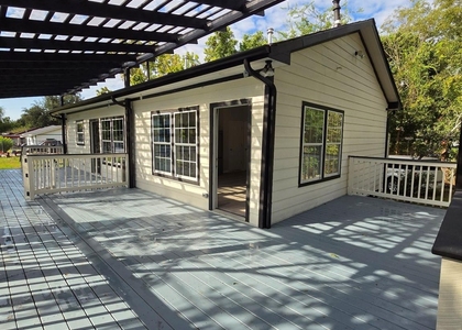 512 Hill Road - Photo 1
