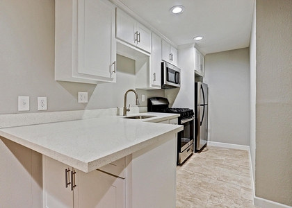 2148 Harold Street - Photo 1