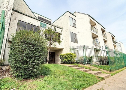 2818 S Bartell Drive - Photo 1