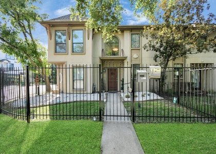 3416 St Emanuel Street - Photo 1