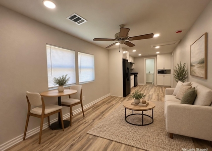 407 1/2 Walton Street - Photo 1