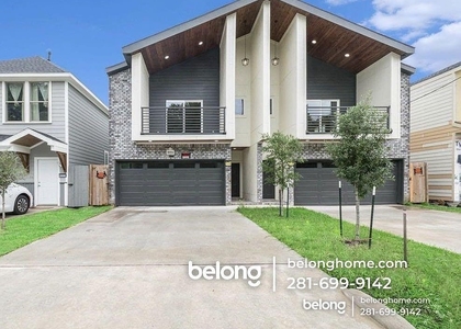 8119 Venus Street - Photo 1
