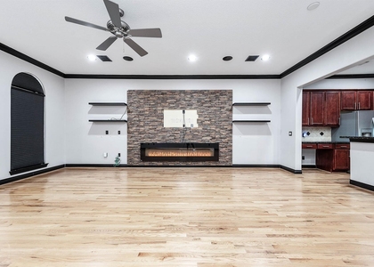 2503 Dallas Street - Photo 1